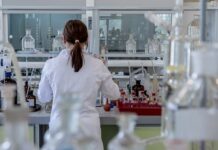 Co jest łatwiejsze biologia czy chemia? Co jest łatwiejsze biologia czy chemia?