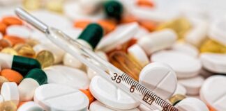 Ile zarabia farmaceuta?