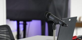 Czy można nie wprowadzać pracy zdalnej w firmie?